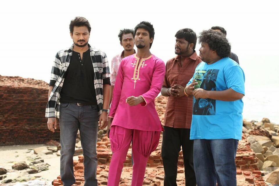 Udhayanidhi Stalin, Soori and Yogi Babu on the sets of Saravanan Irukka Bayamaen