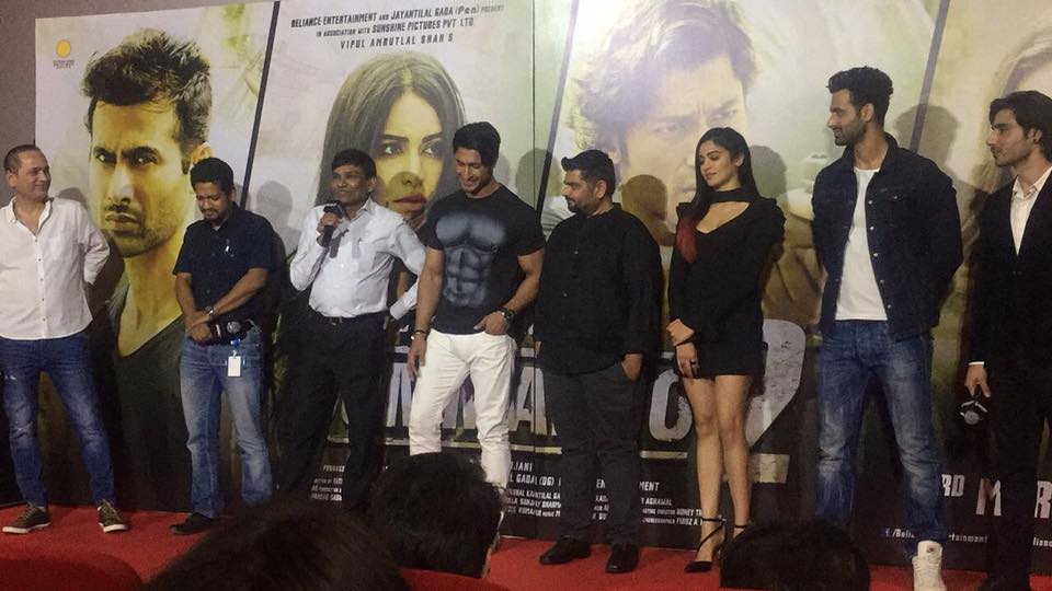 Vidyut Jammwal, Adah Sharma, Freddy Daruwala and Director Deven Bhojani at Commando 2 trailer launch stills