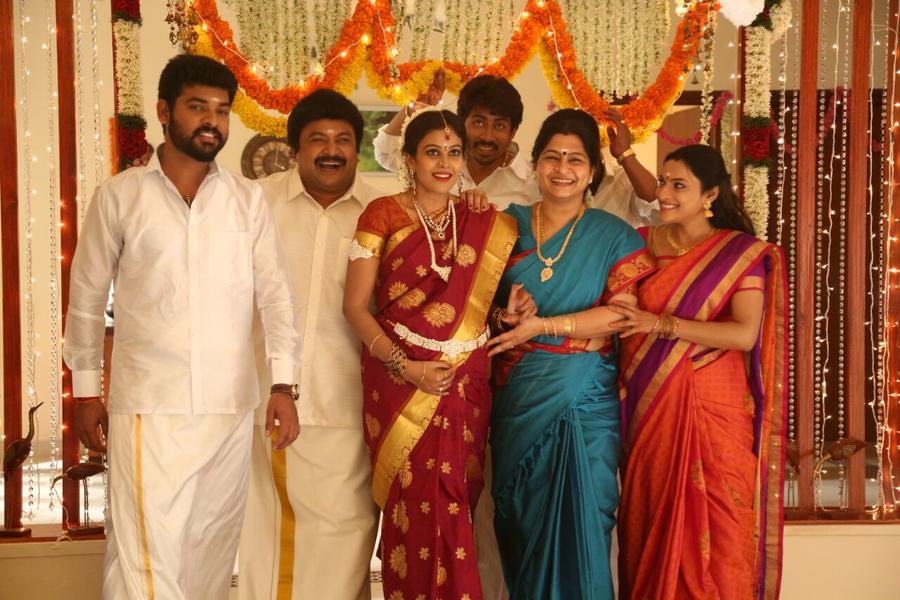 Vimal, Prabhu, Karthik Kumar, Chandini Tamilarasan | Mannar Vagaiyara Movie Stills