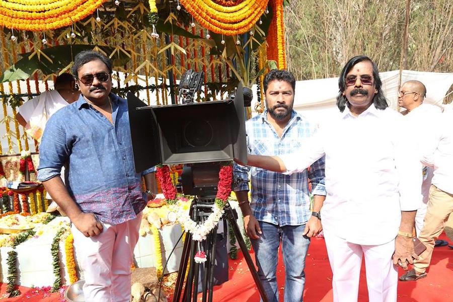 Ravi Teja's Touch Chesi Chudu Shoot Begins with Pooja