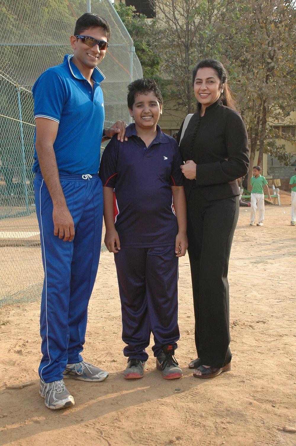 Sachin Tendulkar Kadu Telugu Movie Stills | Venkatesh Prasad, Suhasini Maniratnam, Master Snehith