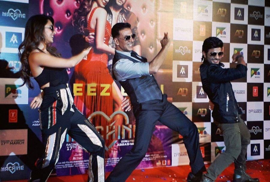 Akshay Kumar, Mustafa and Kiara Advani at the song launch of Tu Cheez Badi Hai Mast Mast