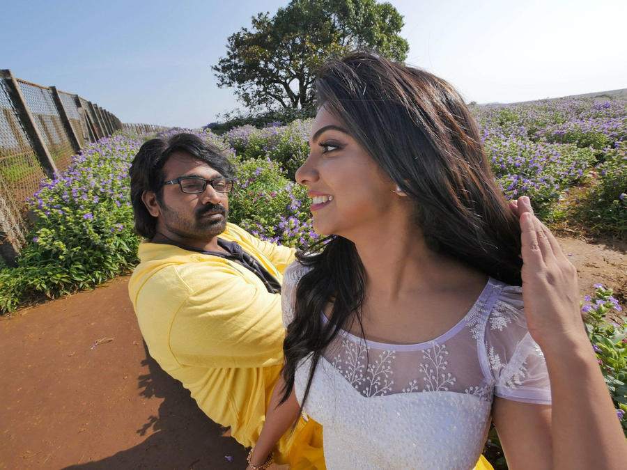 Kavan Movie Stills | Vijay Sethupathi, Madonna Sebastian