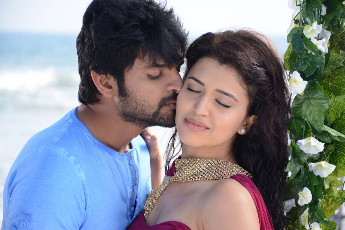 Sree Vishnu, Chitra Shukla in Maa Abbayi Telugu Movie