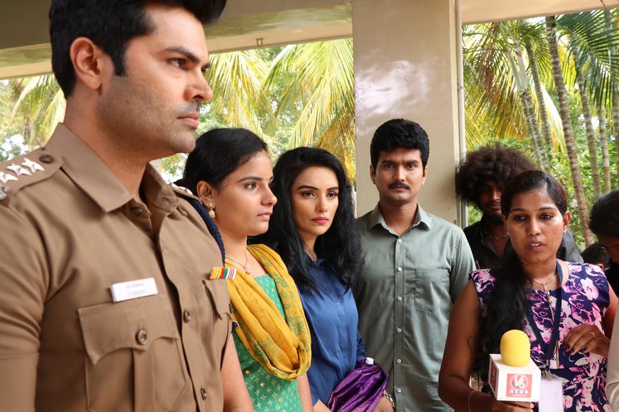 Inayathalam Tamil Movie Stills | Ganesh Venkatraman, Shweta Menon, Erode Mahesh