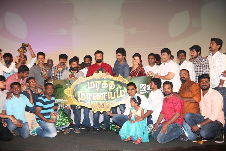 Maragadha Naanayam Audio Launch Stills | Nikki Galrani, Music Director Dhibu Ninan Thomas, Director ARK. Saravanan, Arunraja Kamaraj