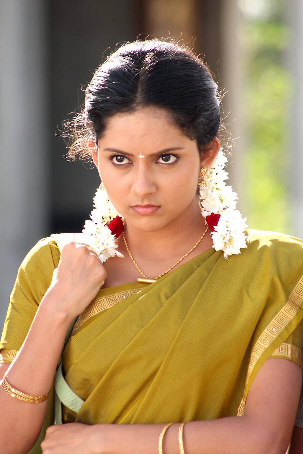 Ahathinai Tamil Movie Stills | Mahima Nambiar