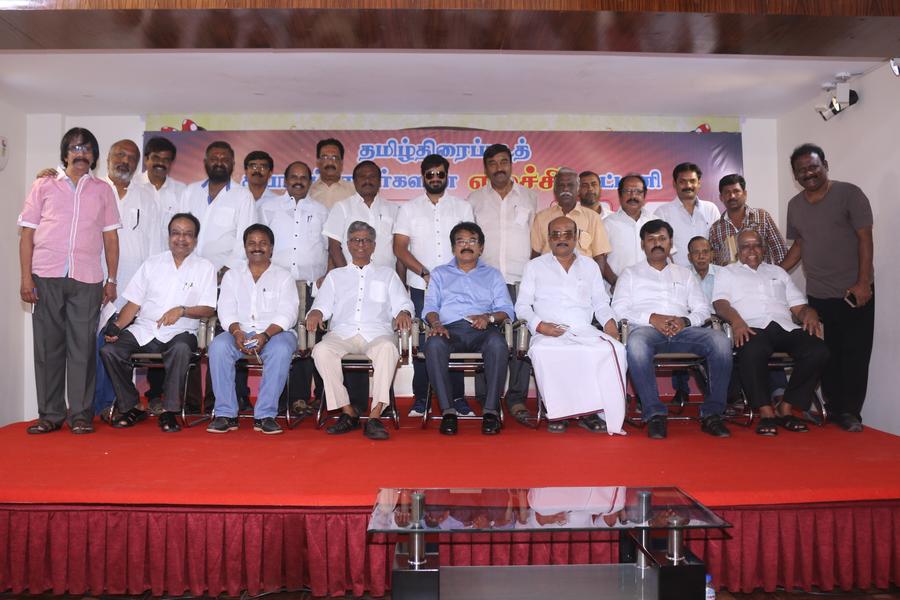Tamil Film Producer Council Election Manifesto Of Ezhuchi Ani and Press Meet Stills | Director A L Alagappan, Director S A Chandrasekhar, Chitra Lakshmanan 