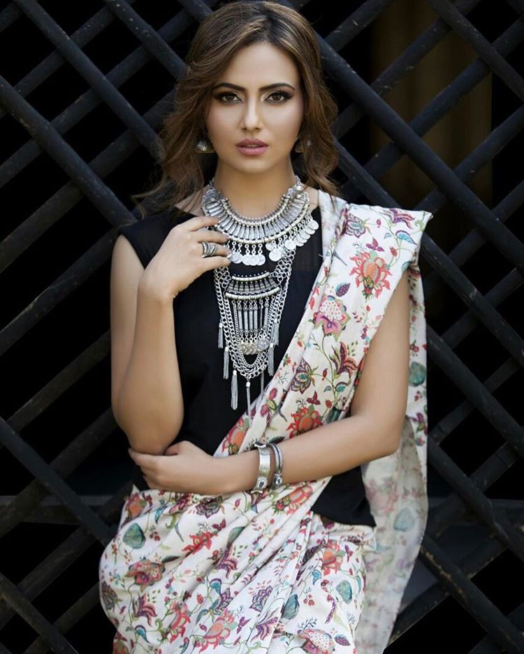 Sana Khan's Stunning Photoshoot Stills