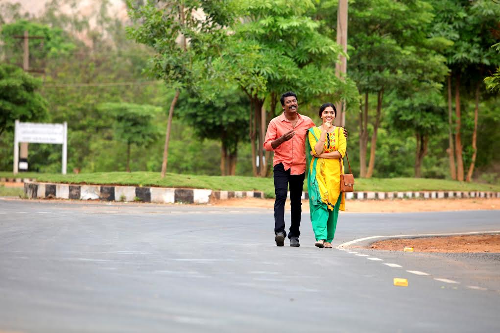 Stills From Thondan Tamil Movie | Samuthirakani, Sunaina