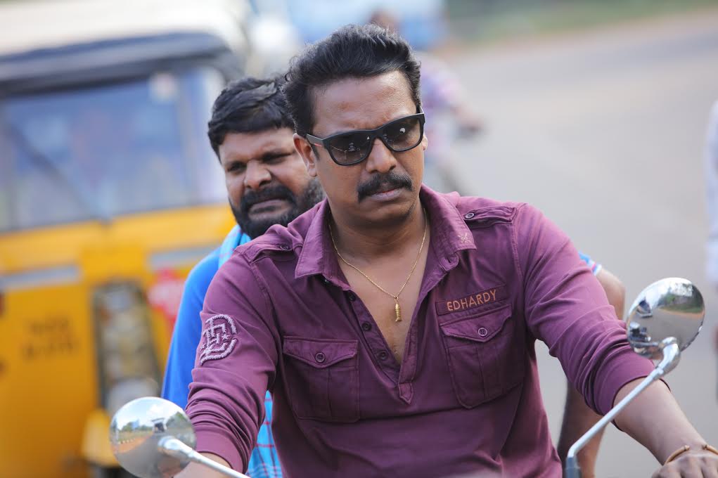 Stills From Thondan Tamil Movie | Samuthirakani, Ganja Karuppu