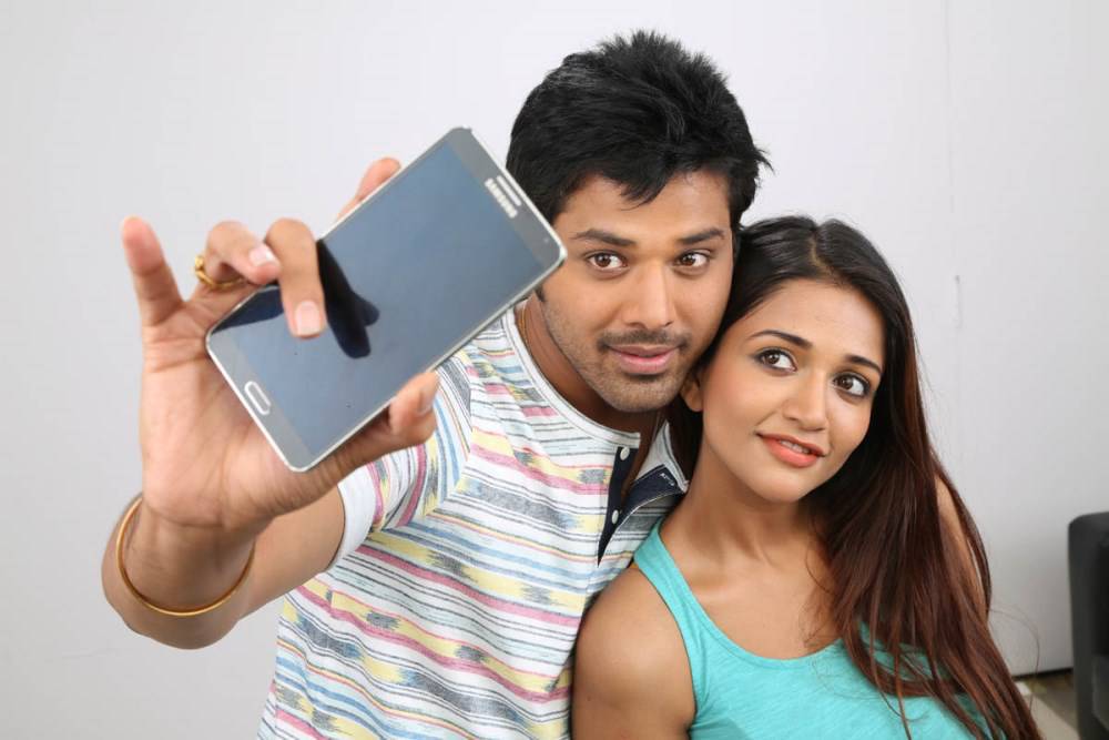 365 Days Movie Latest Stills | Nandu, Anaika Soti