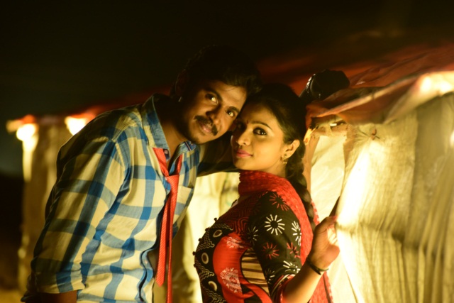 Pichuva Kaththi Tamil Movie Stills | Anisha Xavier, CM Senguttuvan