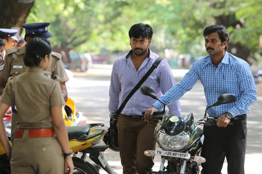 Kalaiyarasan, Satna Titus and RajKumar | Yeidhavan Movie Stills