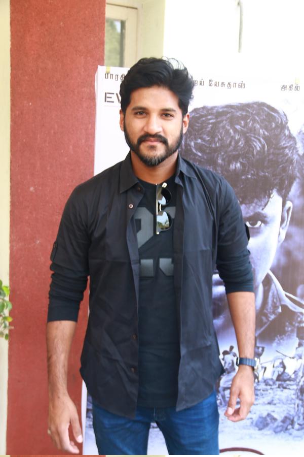 Vijay Yesudas at Padai Veeran Audio Launch