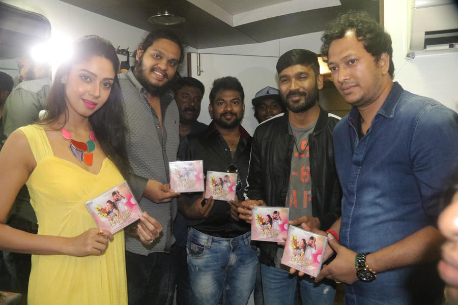 Dhanush Launched 7 Naatkal Audio