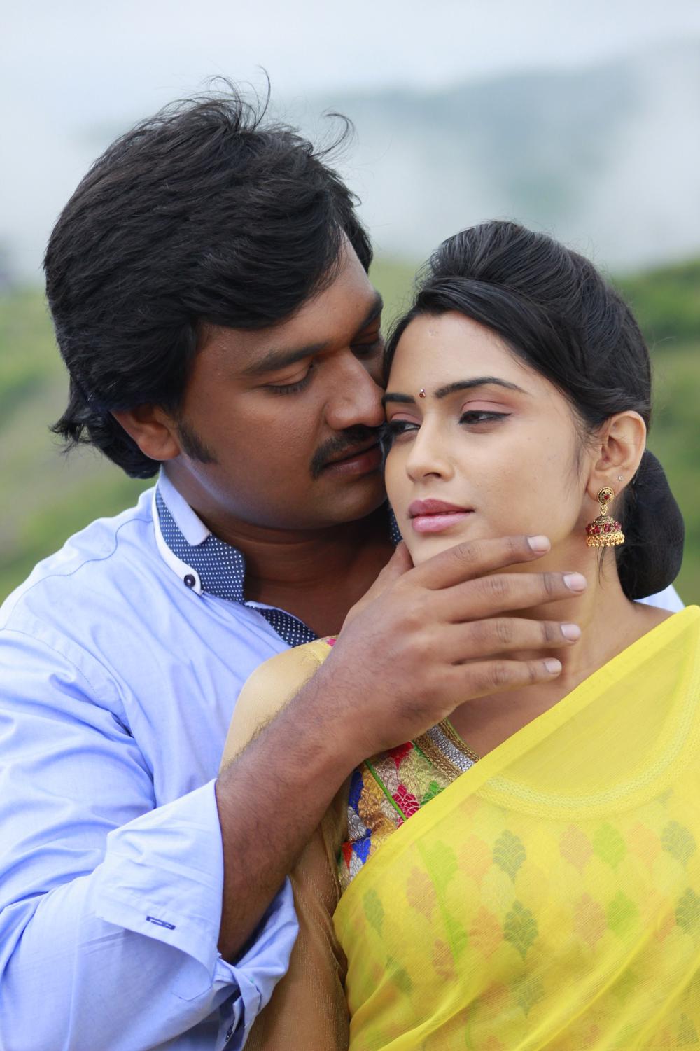 Sangeetha Bhatt, Lollu Sabha Jeeva Stills From Aarambamey Attakasam Movie