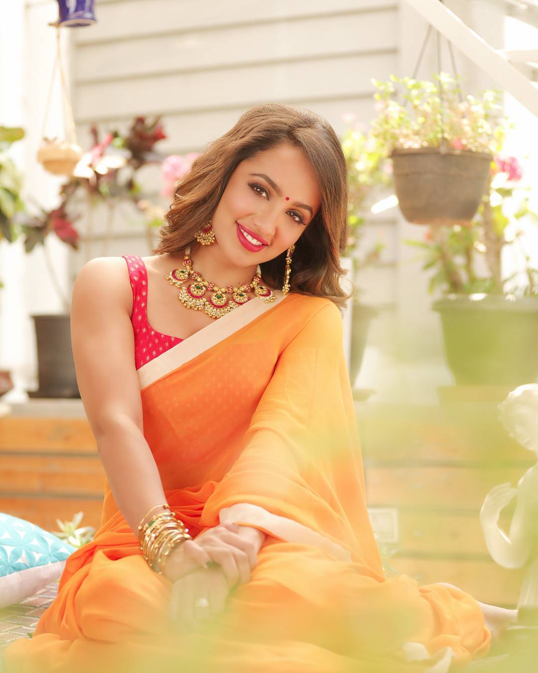 Tejaswi Madivada looks glamorous in her latest photoshoot