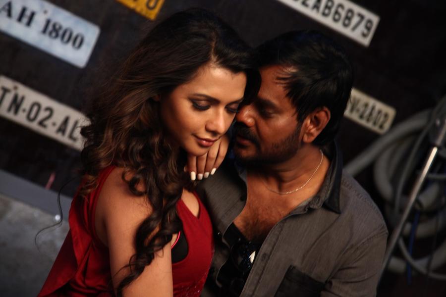 Natraj, Ruhi Singh Stills From Bongu