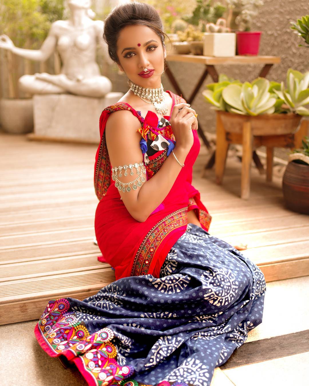 Tejaswi Madivada looks HOT in her latest photoshoot