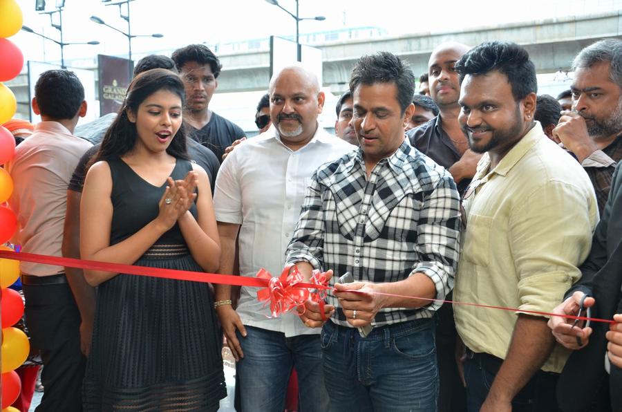 The latest addition to PVR Cinemas was inaugurated at Galada Centre Mall, Chennai. Event was attended by Actor Arjun, Varalakshmi, Uma Riaz,  Gautam Dutta(CEO, PVR Cinemas) and others.\r\n\r\n