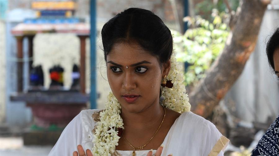 Naan Yarendru Nee Sol Tamil movie stills