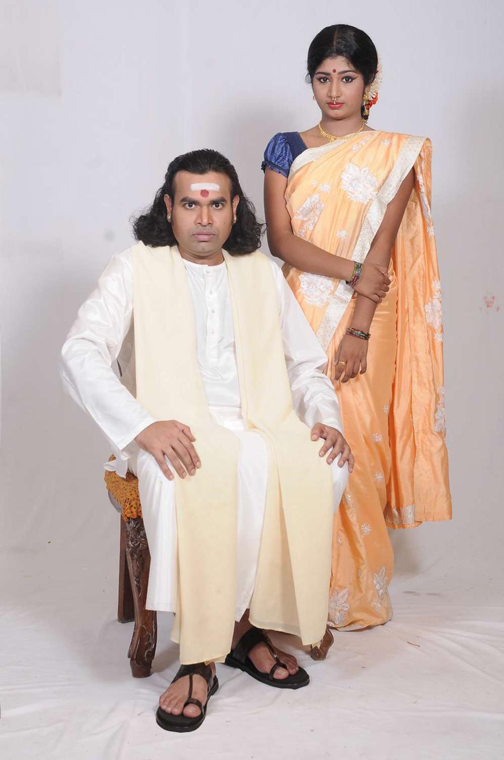 Maanga Tamil Movie Stills starring Premgi Amaran & Advaitha