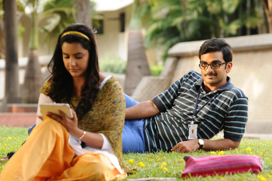 Kootathil Oruthan Tamil movie stills