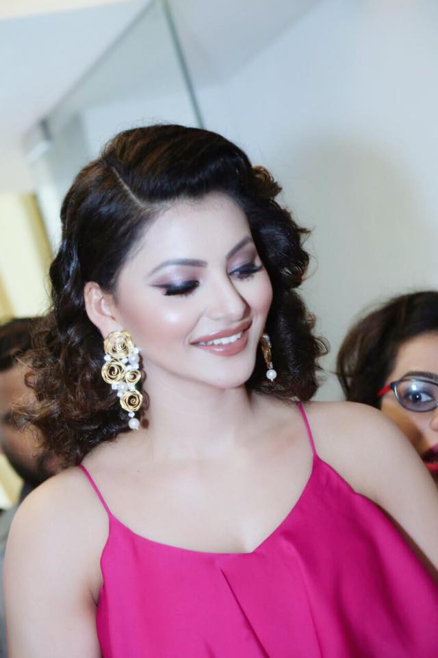 Actress Urvashi Rautela Latest Stills