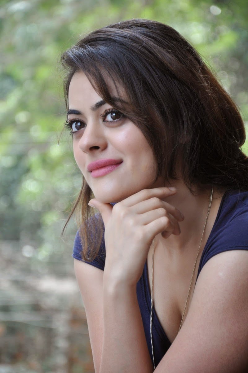 Actress Shruti Sodhi Latest Stills 