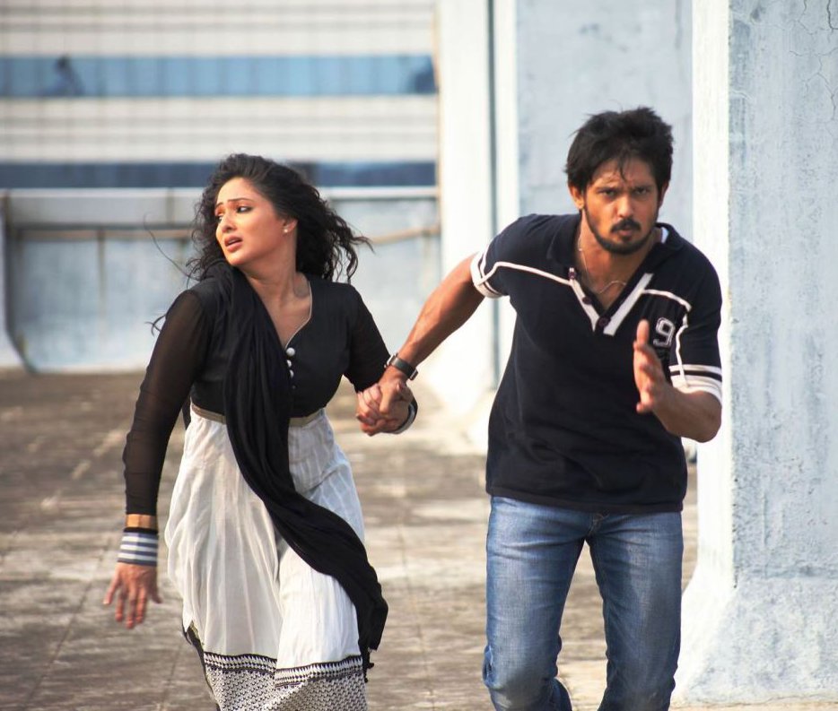 Narathan Tamil Movie Stills | Nakul, Nikesha Patel