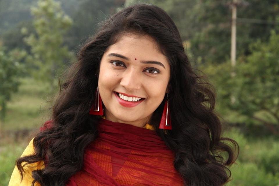 UtharavuMaharaja Movie latest stills. 