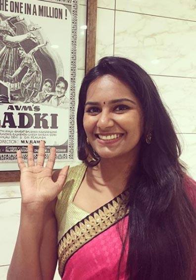 Actress Lakshmi Priyaa Chandramouli latest stills.            