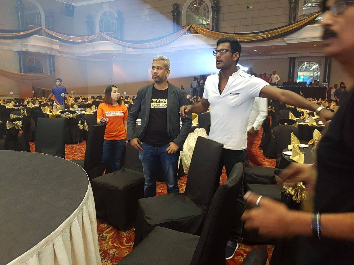 Natchathira Vizha 2018 Photos