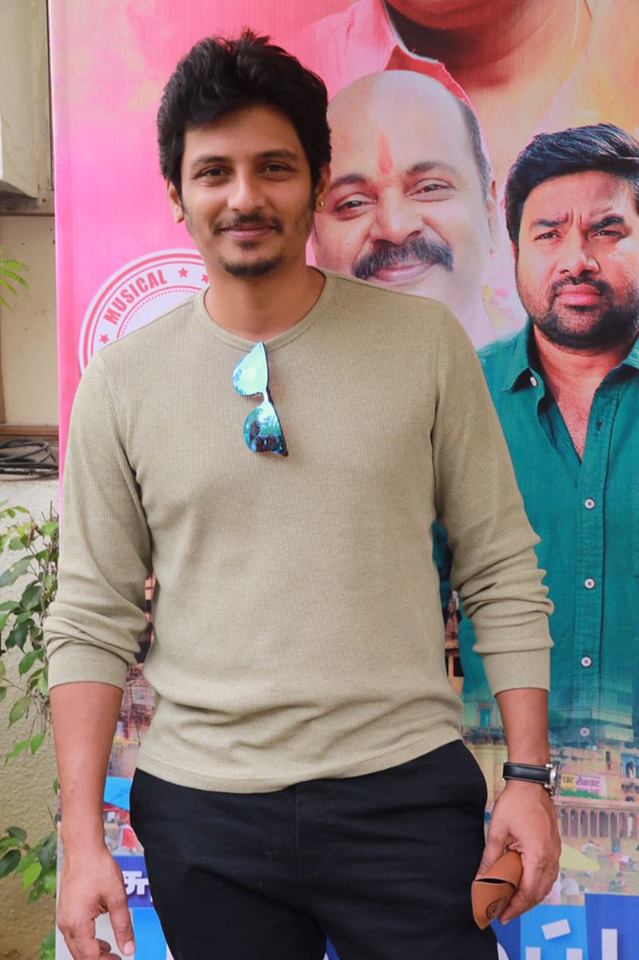 Kalakalappu 2 Press Meet Stills.