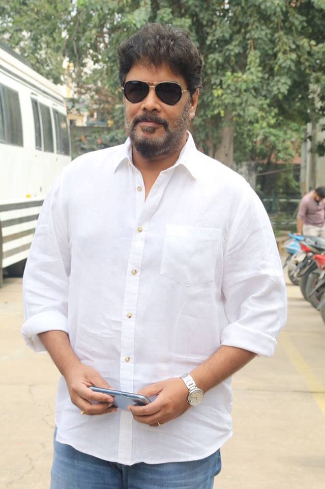 Kalakalappu 2 Press Meet Stills.