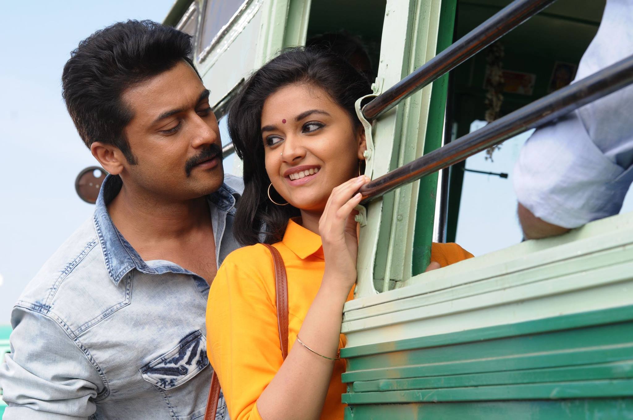 Thaanaa Serndha Koottam Latest Images.