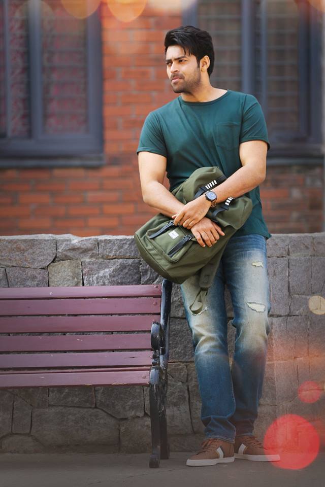 Toli Prema movie latest stills.
