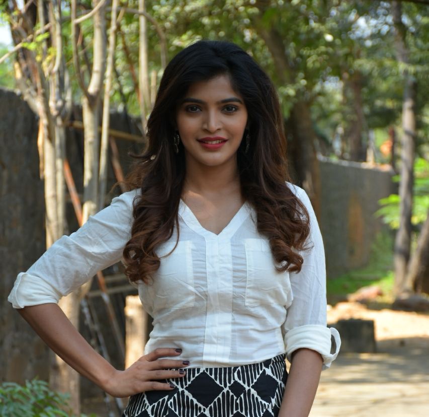 Yenda Thalaila Yenna Vaikala Press Meet Photos.