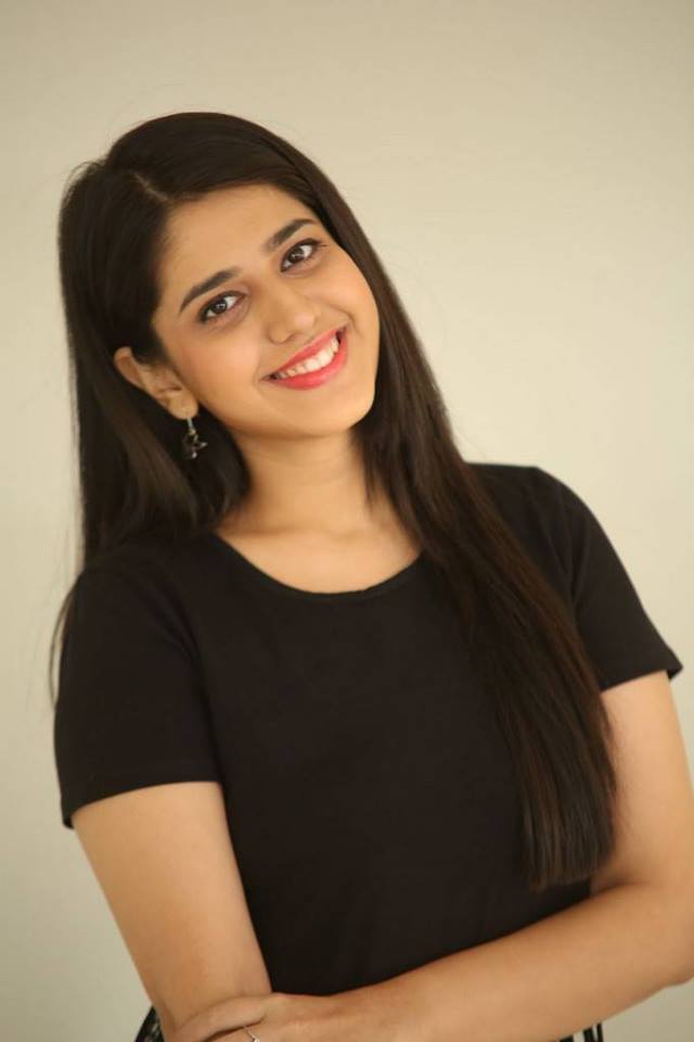 Simran Pareenja Latest Stills.