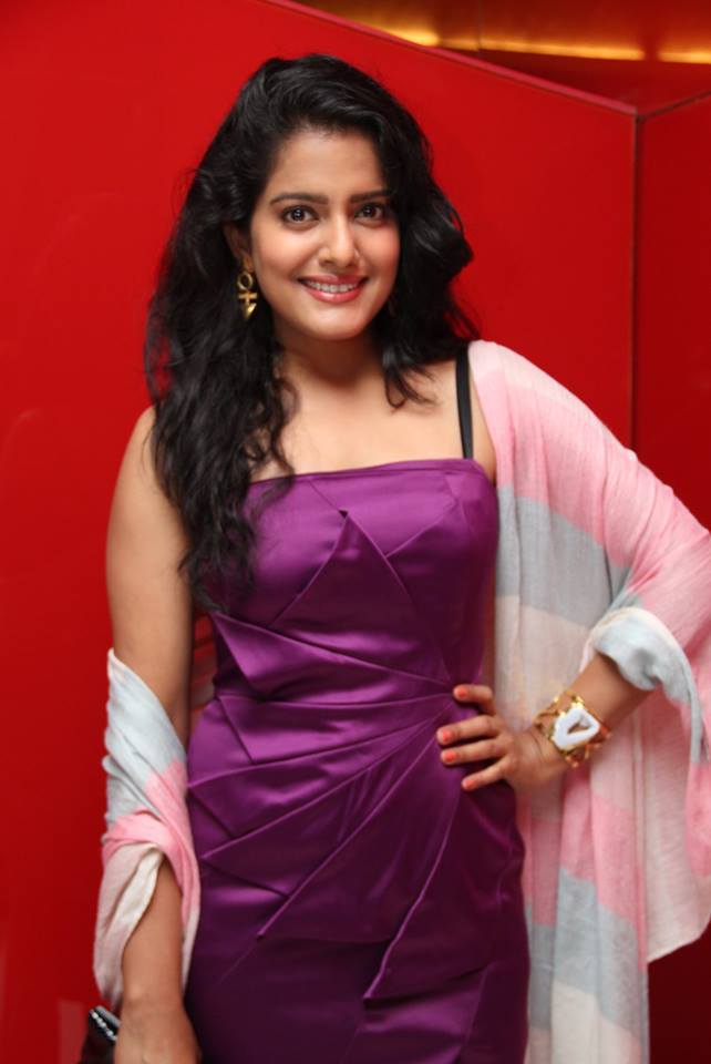 Vishakha Singh Latest Images.