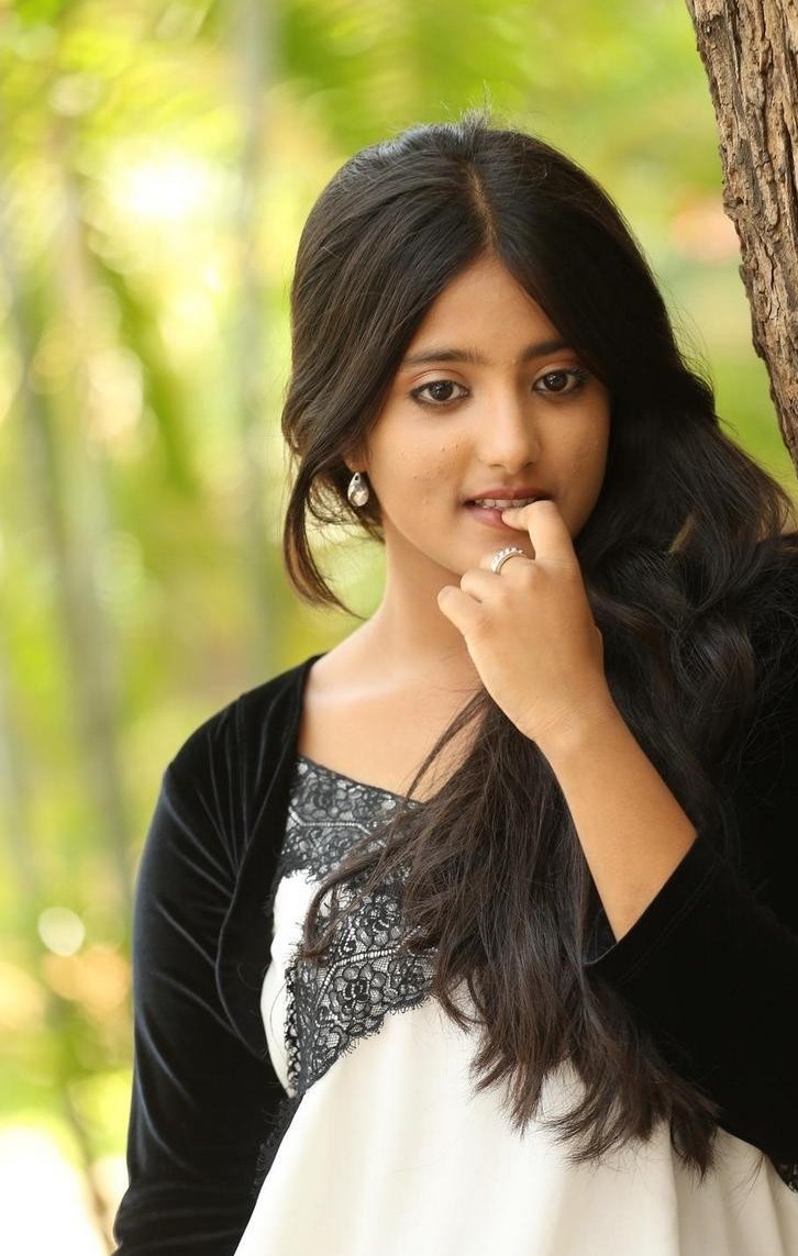 Actress Ulka Gupta's Stills