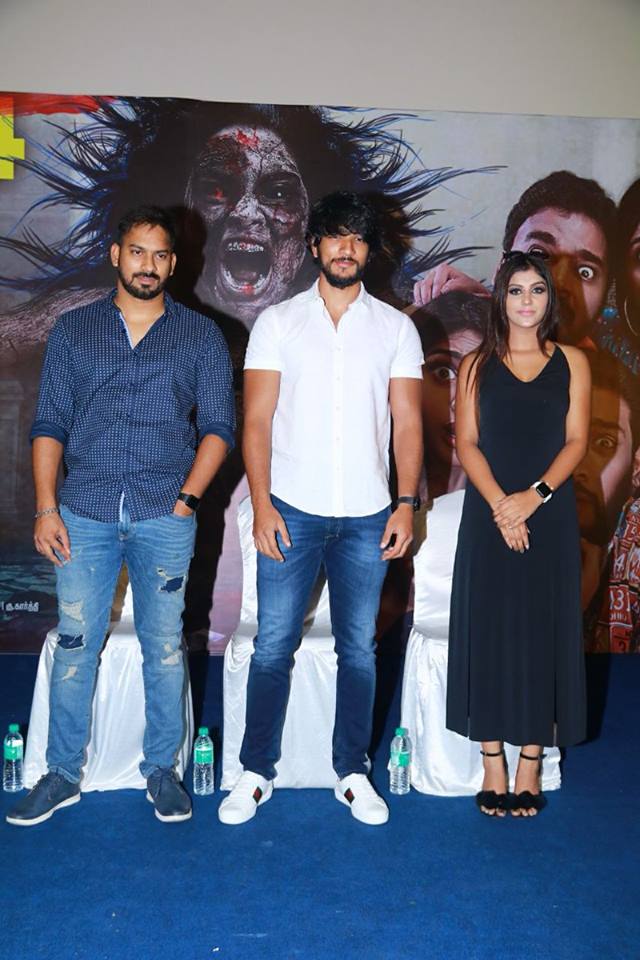 Iruttu Araiyil Murattu Kuththu Press Meet Stills.