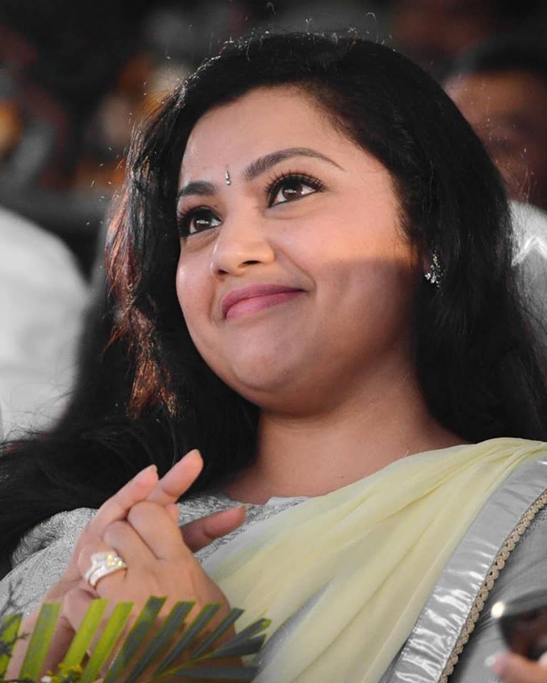 Meena Very Fresh Images.