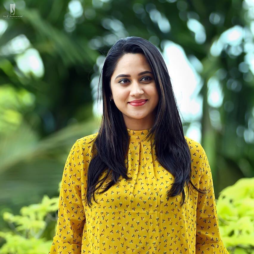 Beautiful Actress Miya George Pics.