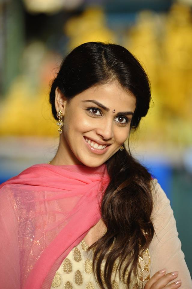 Impressive Genelia New Images.