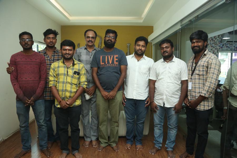 Pallu Padama Paathuka movie dubbing Pooja photos 