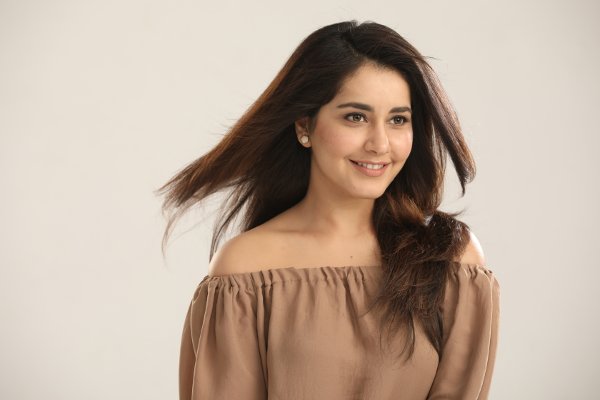 Semma Botha Aagatha Exclusive Photos.