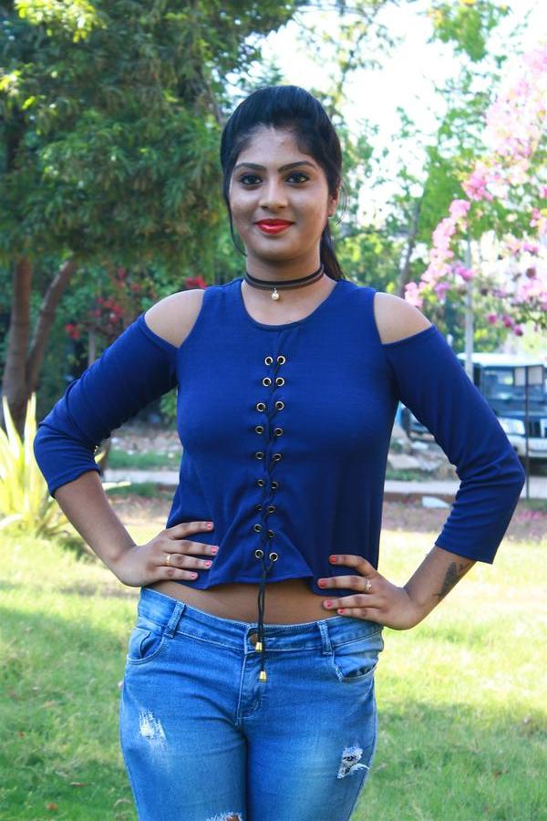 Parthiban Kadhal Press Meet Photos.