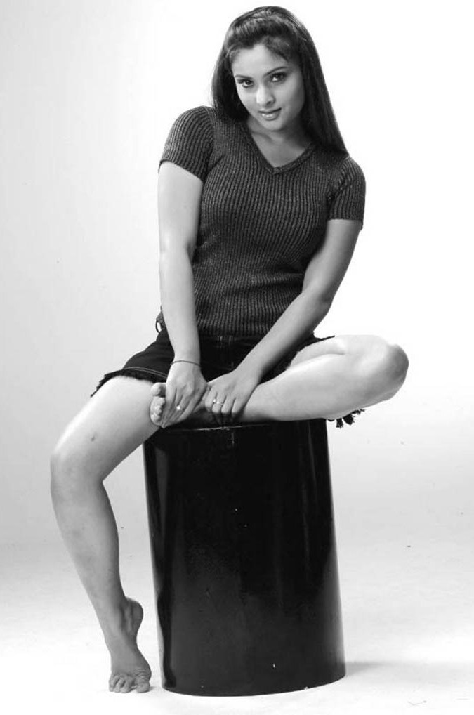 Here's the Stills of Actress Divya Spandana 